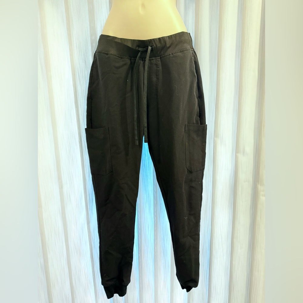 Mandala Women's Black Scrub 9 Pocket Jogger Pants